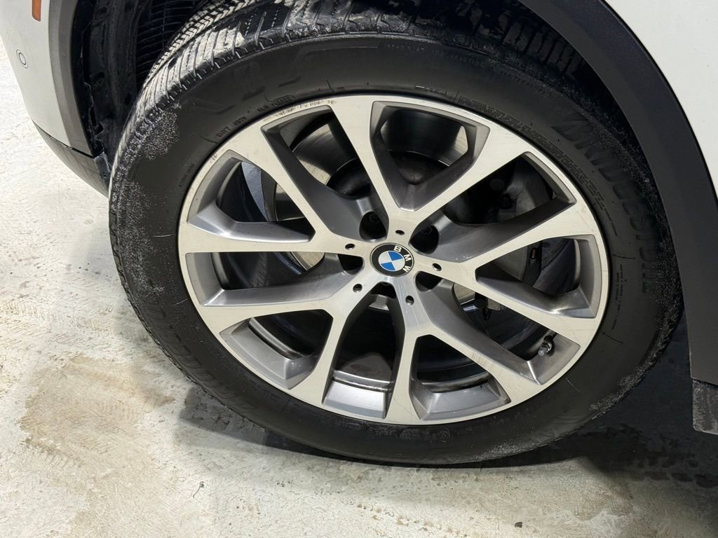 Certified 2022 BMW X5 xDrive40i w/ Executive Package image 10