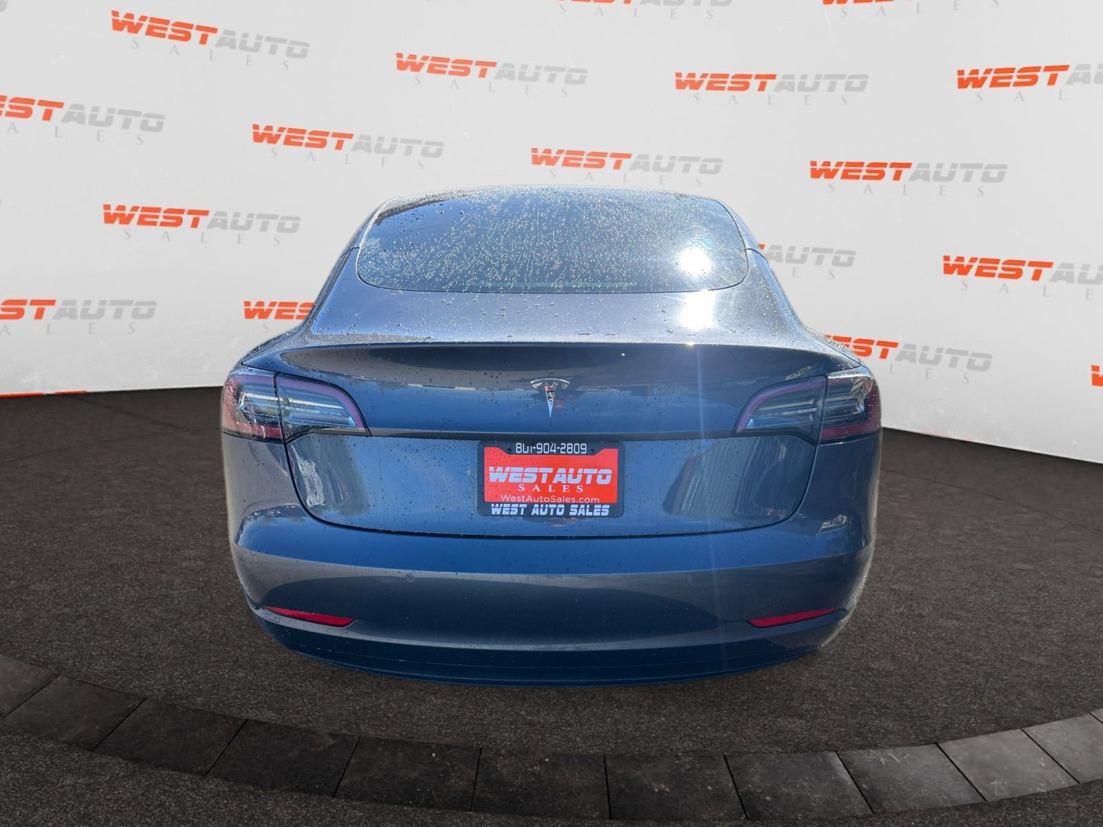 Used 2022 Tesla Model 3 Standard Range RWD image 4