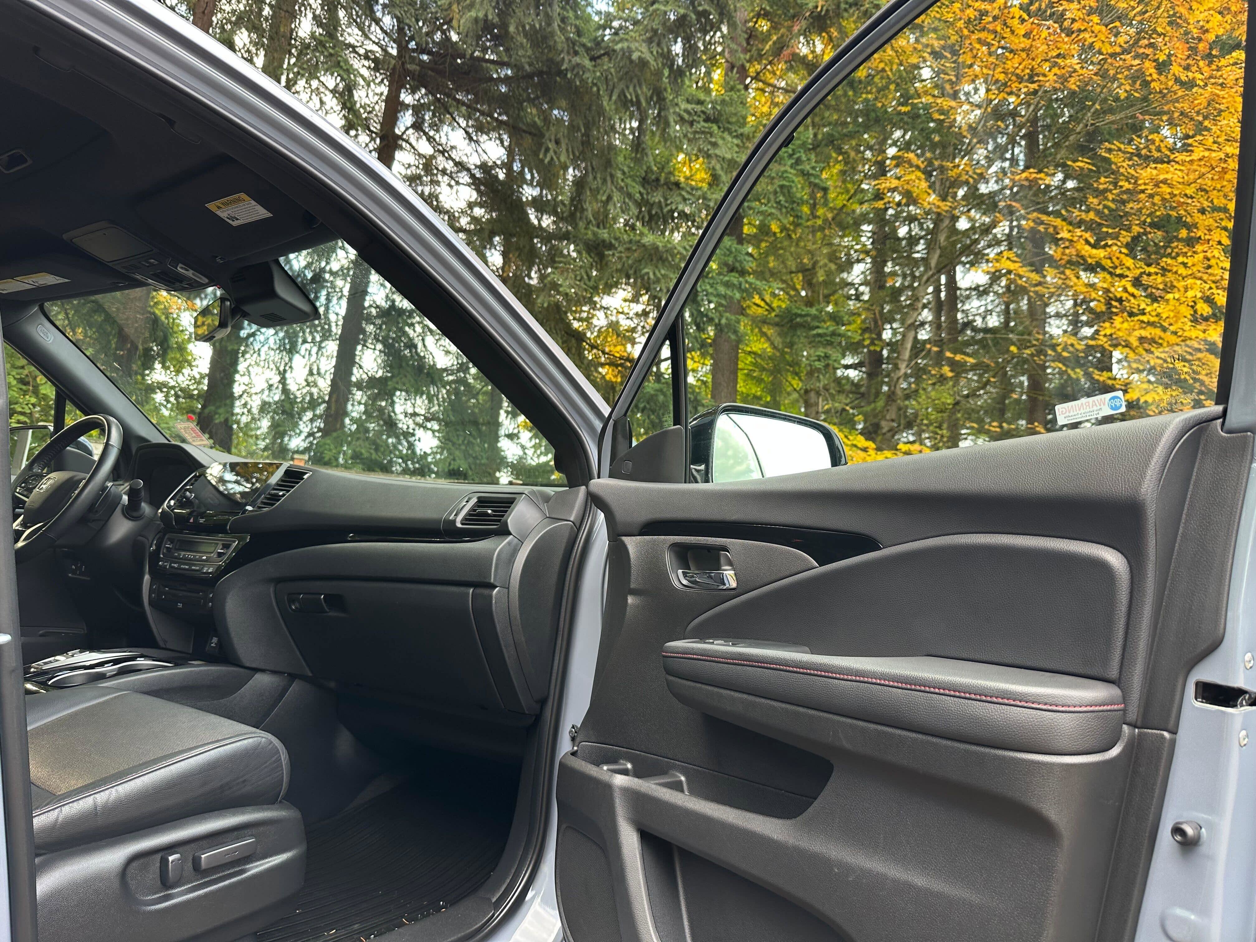 Used 2022 Honda Pilot Black Edition image 11