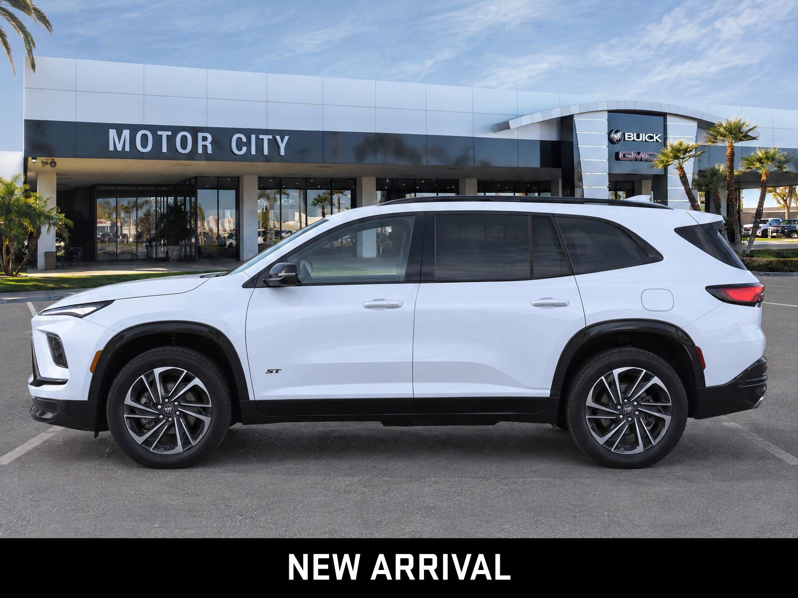 Certified 2026 Buick Enclave Sport Touring FWD image 6