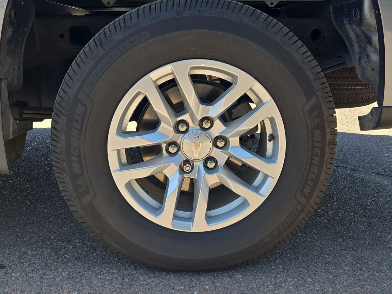 Used 2022 Chevrolet Silverado 1500 LT RWD image 19