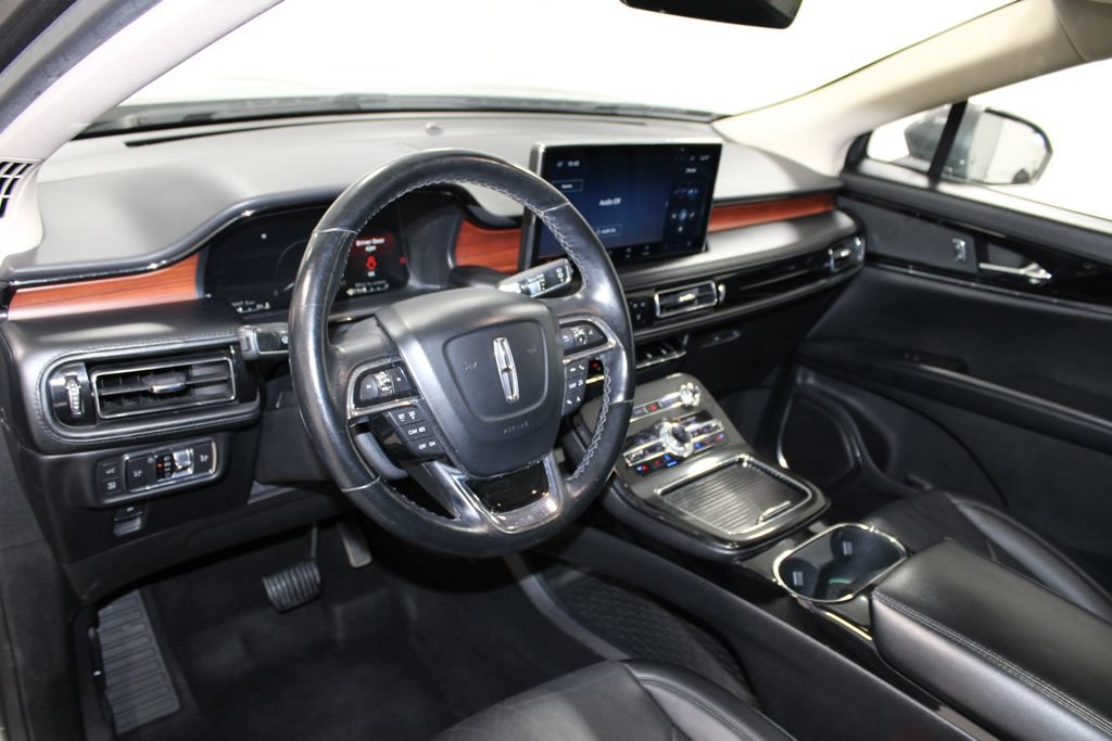 Used 2022 Lincoln Nautilus Reserve AWD/4WD image 24