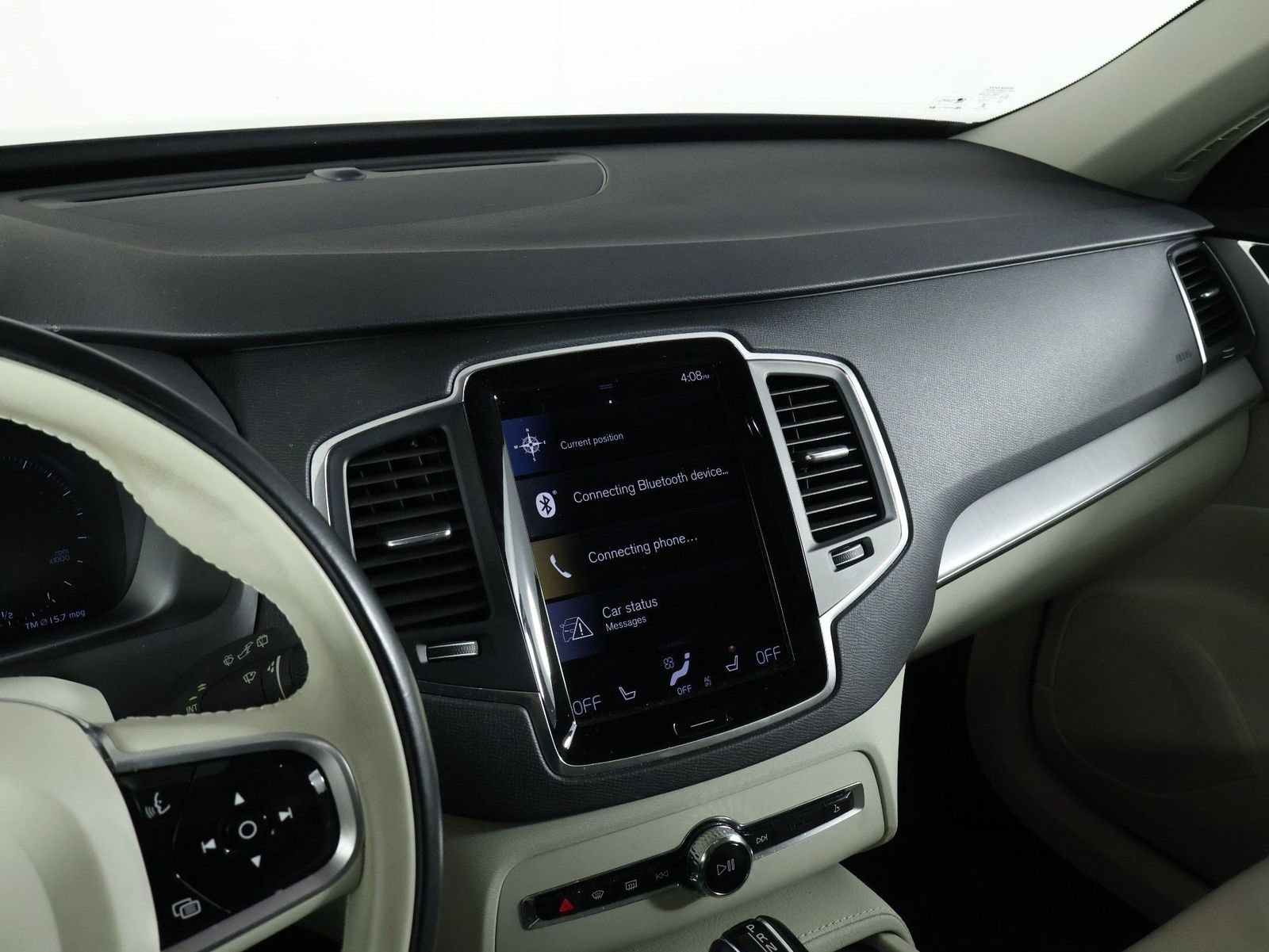 Used 2022 Volvo XC90 T5 Momentum w/ Protection Package Premier AWD/4WD image 9