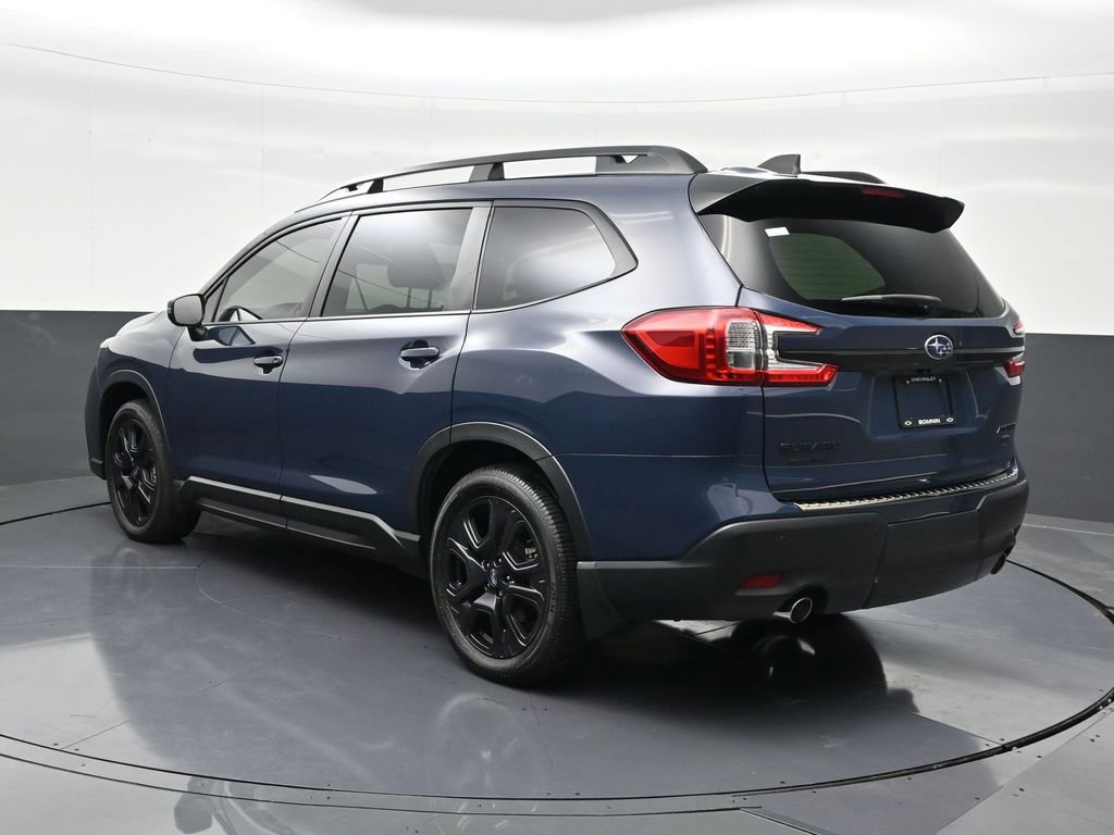 Used 2023 Subaru Ascent Onyx Edition image 3