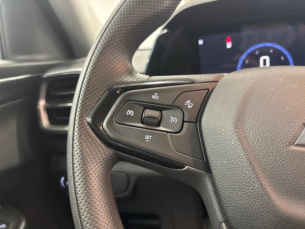 Used 2025 Chevrolet TrailBlazer LS w/ LS Convenience Package AWD/4WD image 21