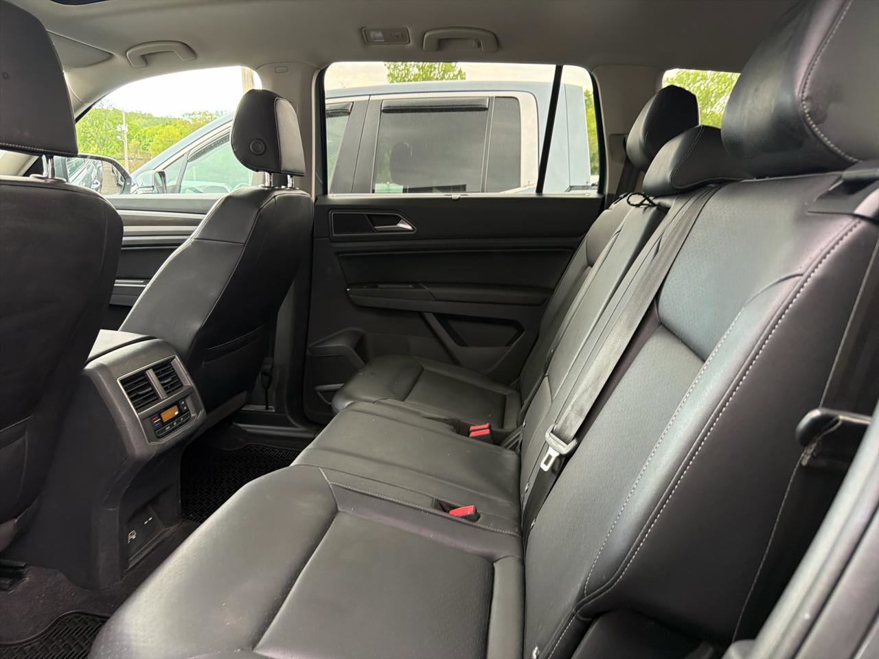 Used 2019 Volkswagen Atlas SEL AWD/4WD image 21