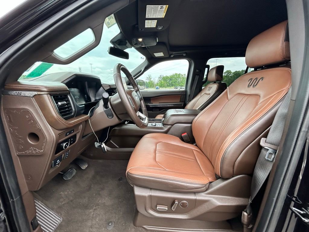 Used 2023 Ford Expedition Max King Ranch AWD/4WD image 14