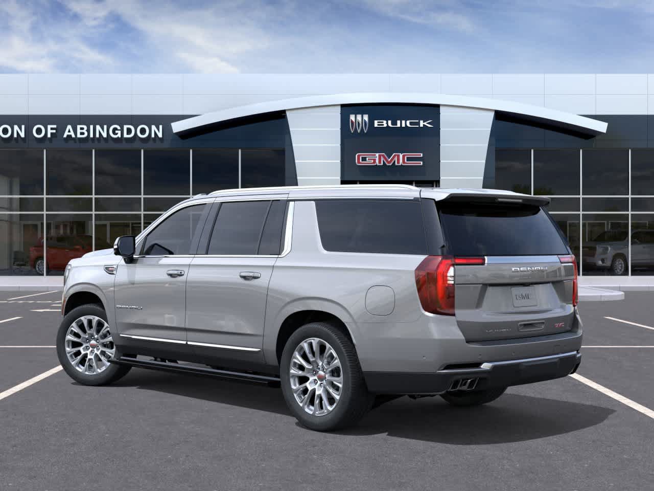 New 2026 GMC Yukon XL Denali w/ Sun & Power Step Package AWD/4WD image 3