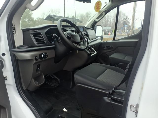 Used 2024 Ford Transit 250 Low Roof AWD w/ Exterior Upgrade Package image 13