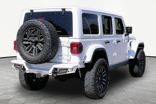 Used 2018 Jeep Wrangler Unlimited Sahara w/ Cold Weather Group image 5