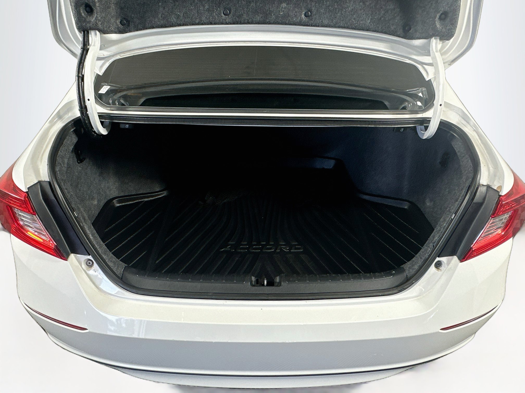 Used 2020 Honda Accord EX-L image 28