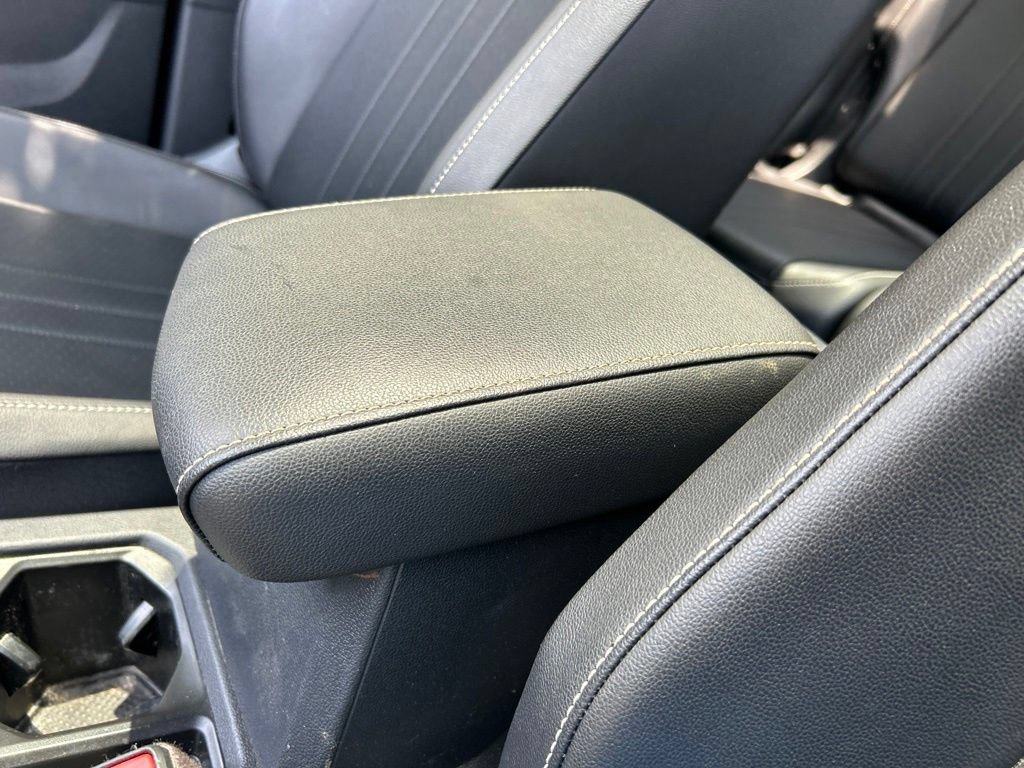 Used 2022 Volkswagen Tiguan SE FWD image 39