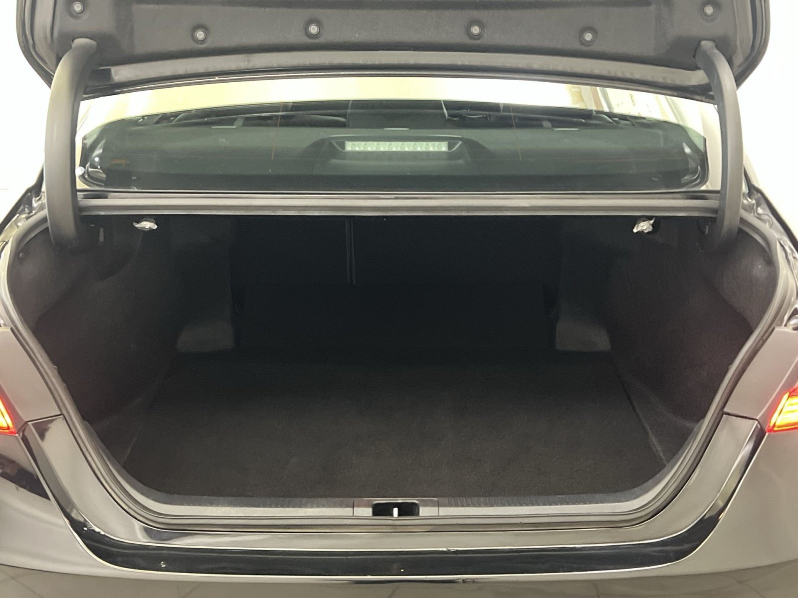 Used 2024 Toyota Camry XSE FWD image 24