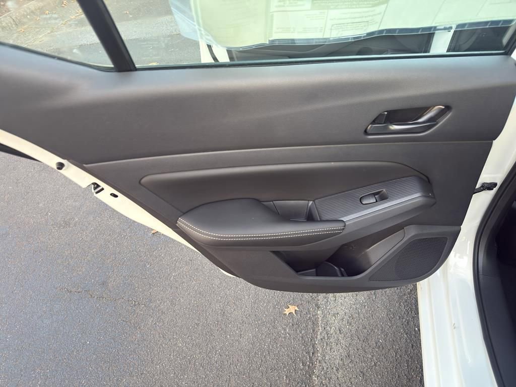 New 2025 Nissan Altima 2.5 SV w/ SV Premium Package image 30