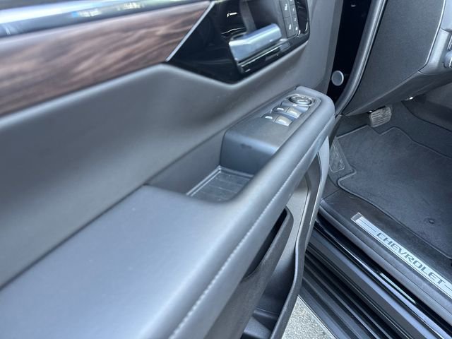 Certified 2025 Chevrolet Tahoe LT AWD/4WD image 11