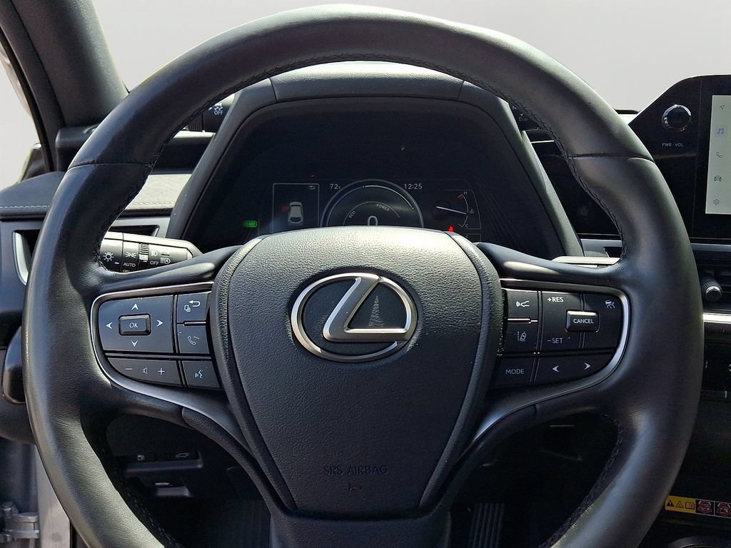 Used 2023 Lexus UX 250h F Sport w/ Accessory Package (Z2) AWD/4WD image 20