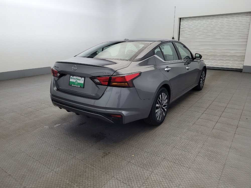 Used 2024 Nissan Altima 2.5 SV image 9