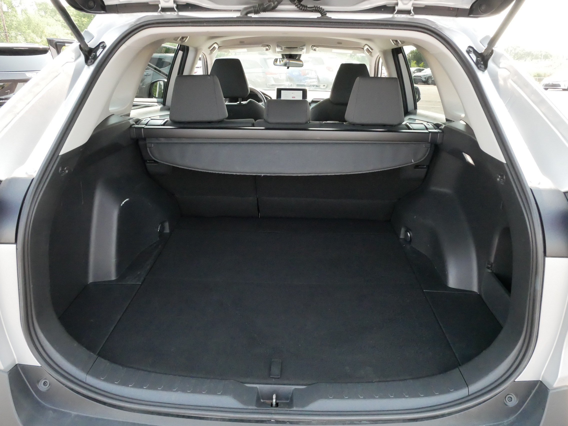 Certified 2025 Toyota RAV4 XLE AWD/4WD image 18