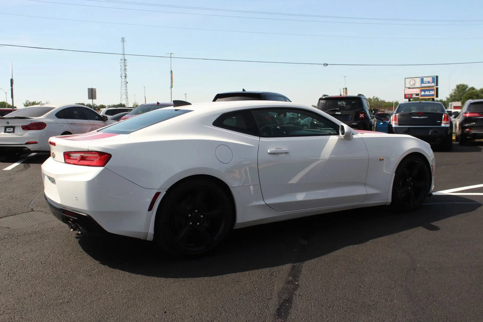 Used 2017 Chevrolet Camaro LT RWD image 7