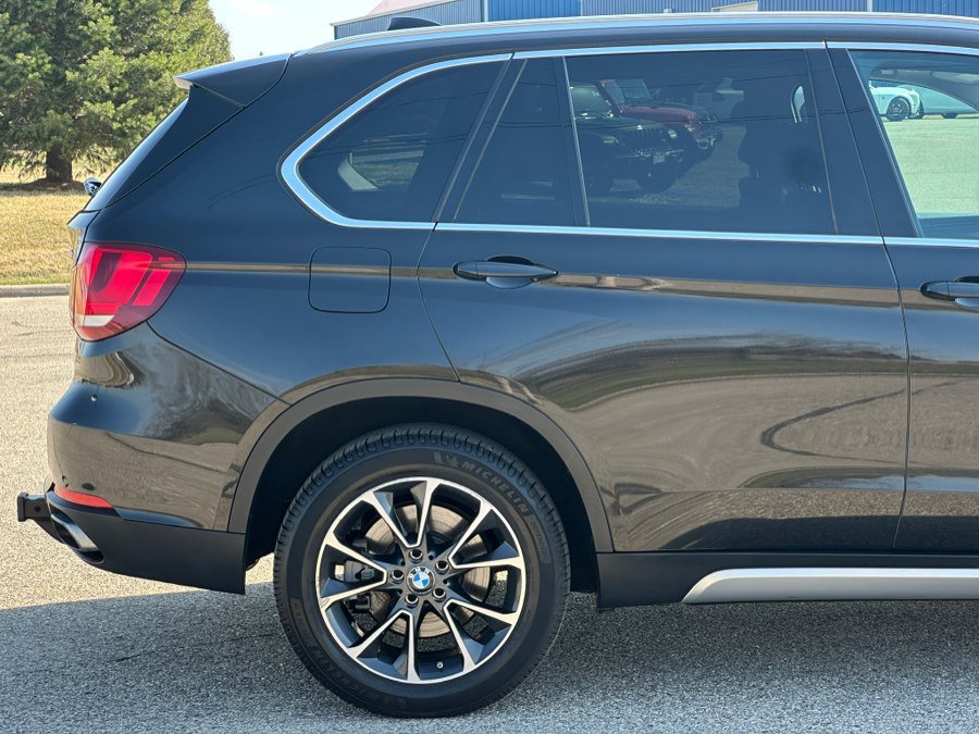 Used 2016 BMW X5 xDrive50i AWD/4WD image 14