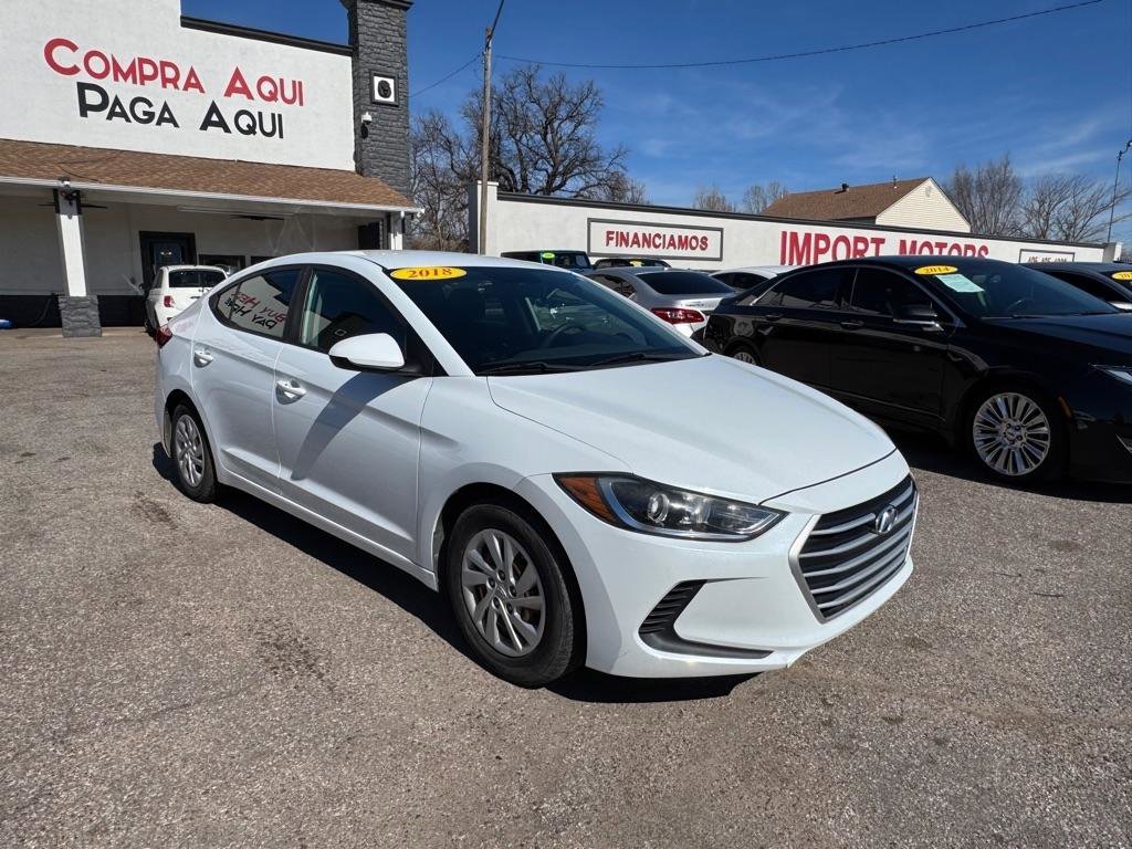 Used 2018 Hyundai Elantra SE image 3
