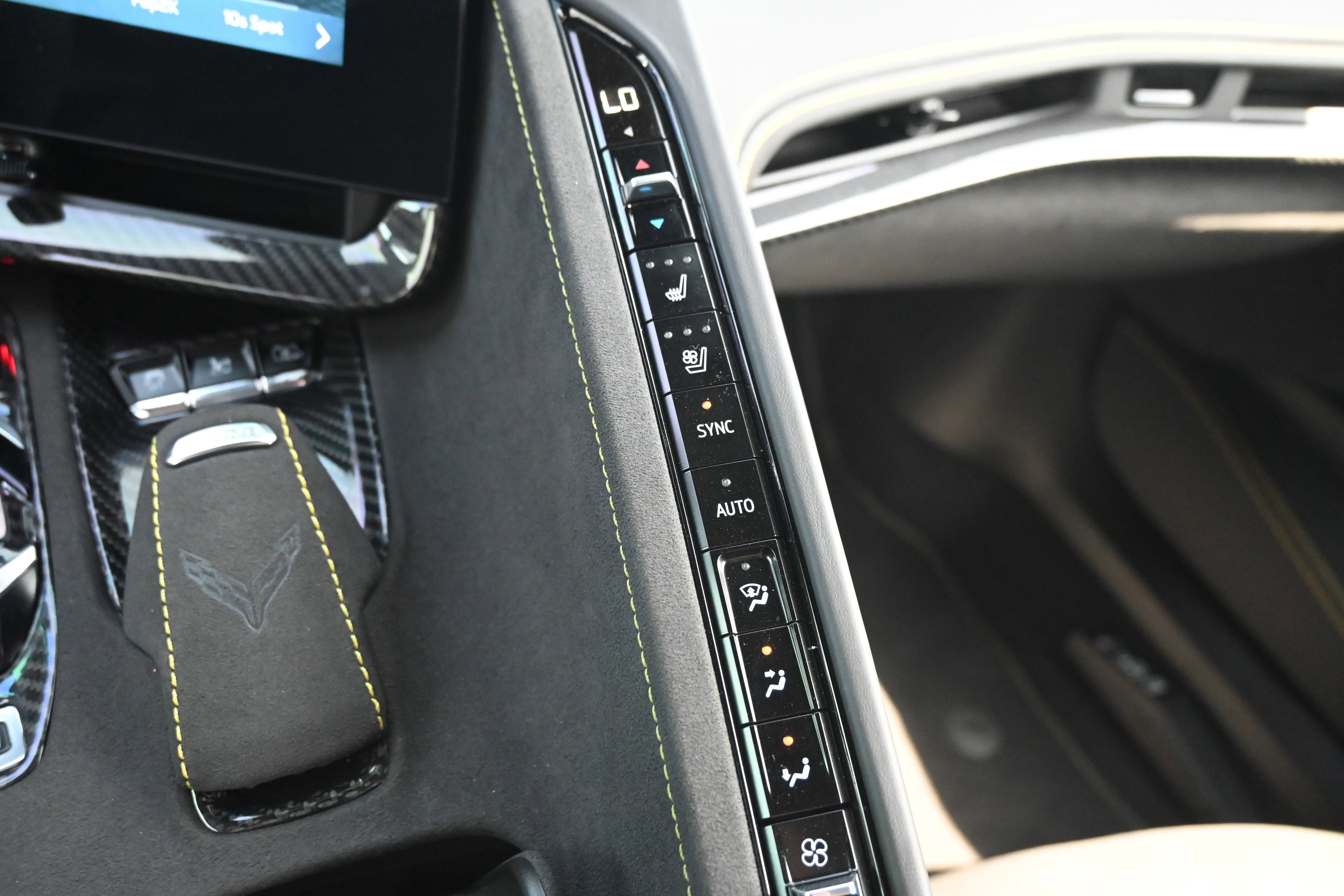 Used 2024 Chevrolet Corvette Stingray Premium Cpe image 19