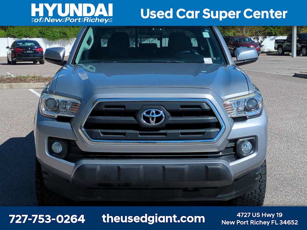 Used 2016 Toyota Tacoma SR5 w/ Towing Package RWD image 8