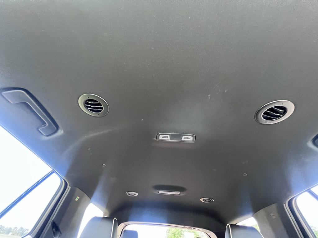 Used 2023 Chevrolet Traverse Premier w/ LPO, 'HIT The Road' Package FWD image 27