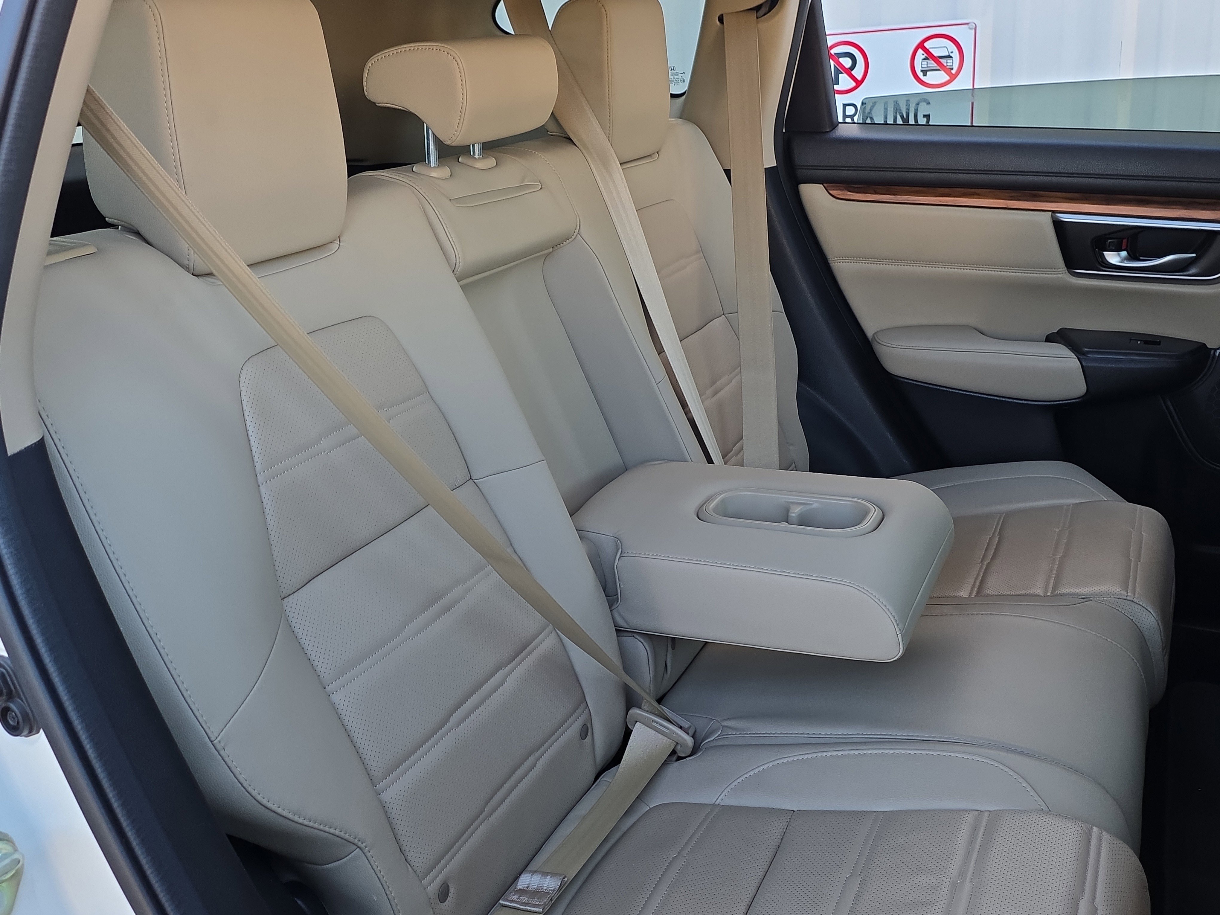 Used 2018 Honda CR-V Touring image 32