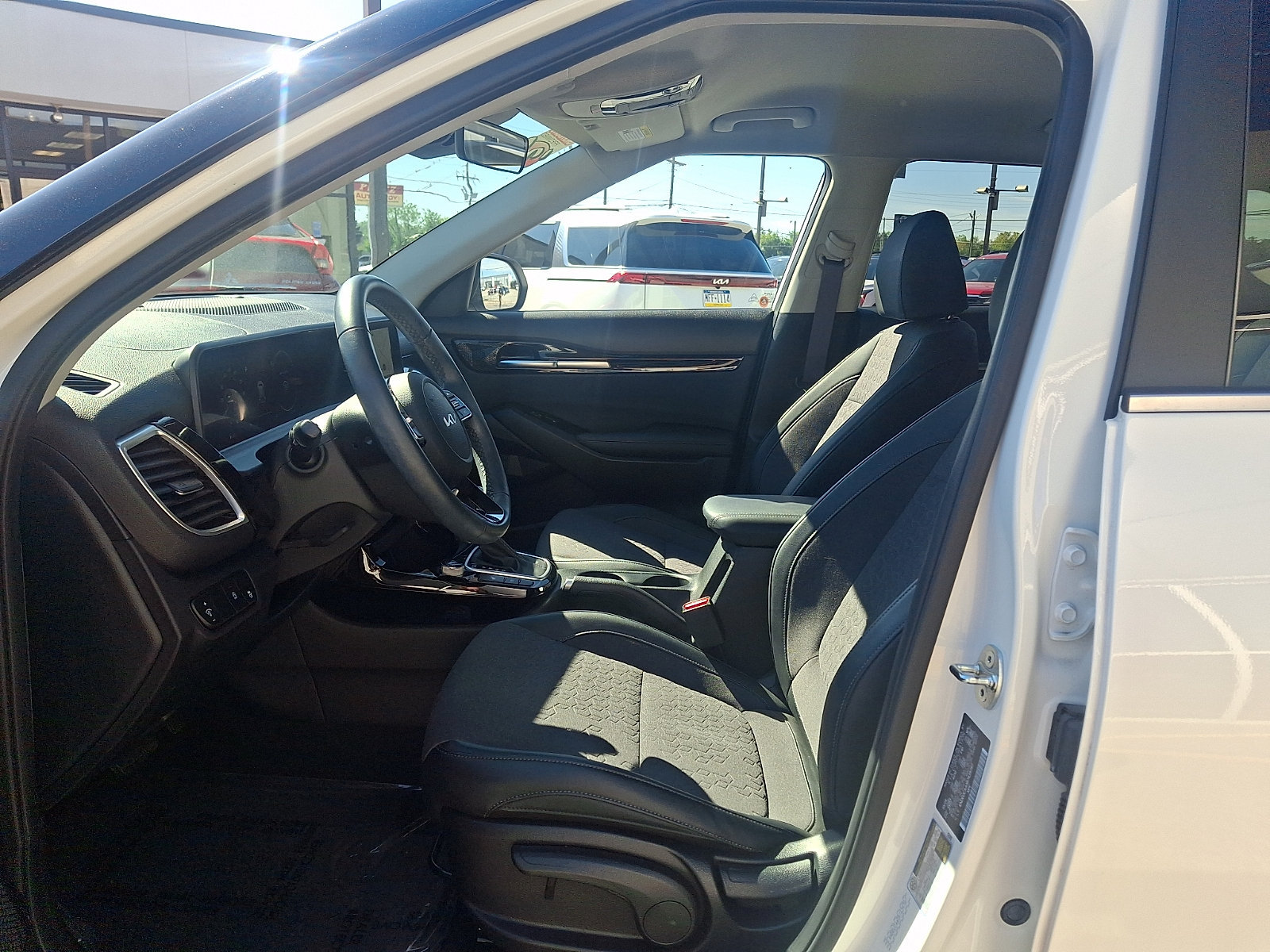 Certified 2024 Kia Seltos S AWD/4WD image 13