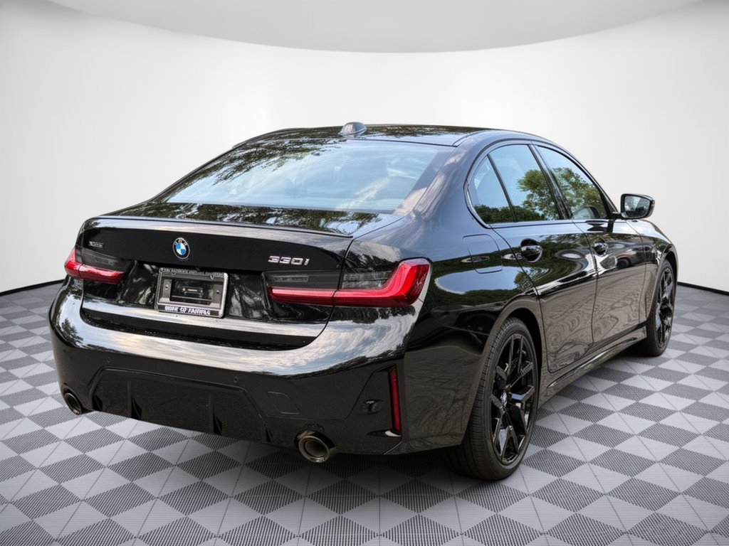 New 2026 BMW 330i xDrive Sedan w/ M Sport Package AWD/4WD image 9