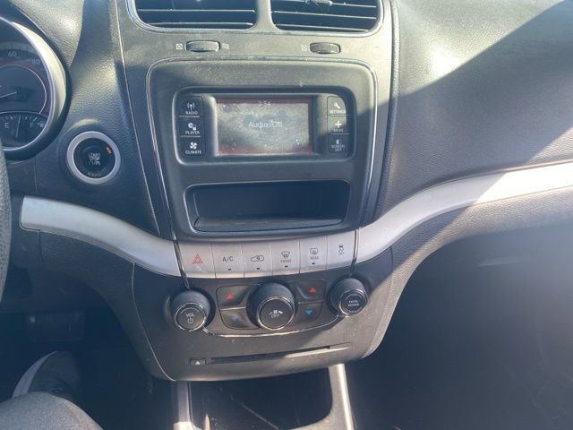 Used 2015 Dodge Journey SXT w/ Flexible Seating Group FWD image 15