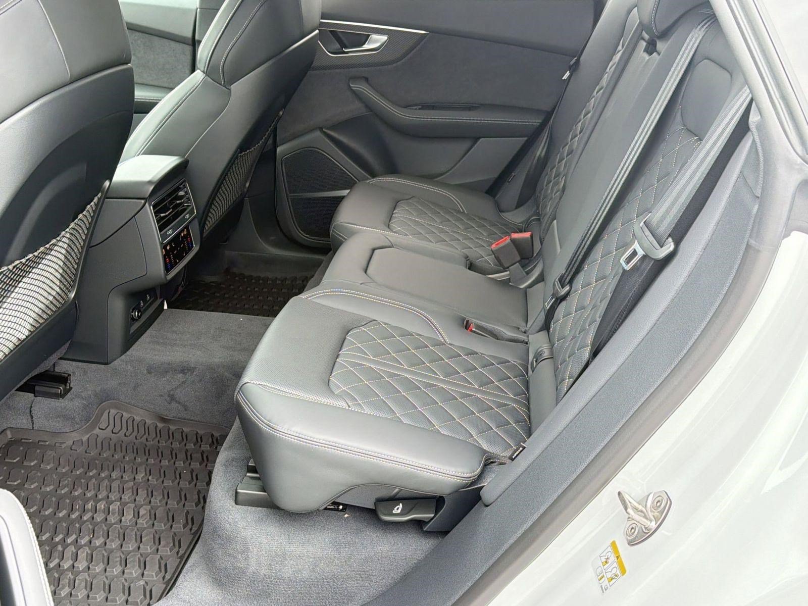 New 2026 Audi SQ8 Premium Plus AWD/4WD image 15