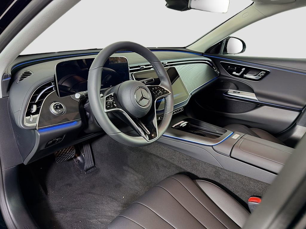 New 2026 Mercedes-Benz E 350 4MATIC Sedan image 10