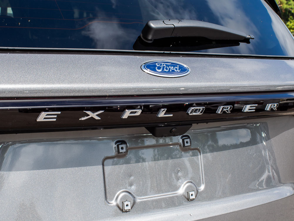 Used 2026 Ford Explorer Active w/ Active Comfort Package AWD/4WD image 10