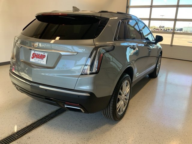 Used 2024 Cadillac XT5 Sportv w/ LPO, Floor Liner Package image 9