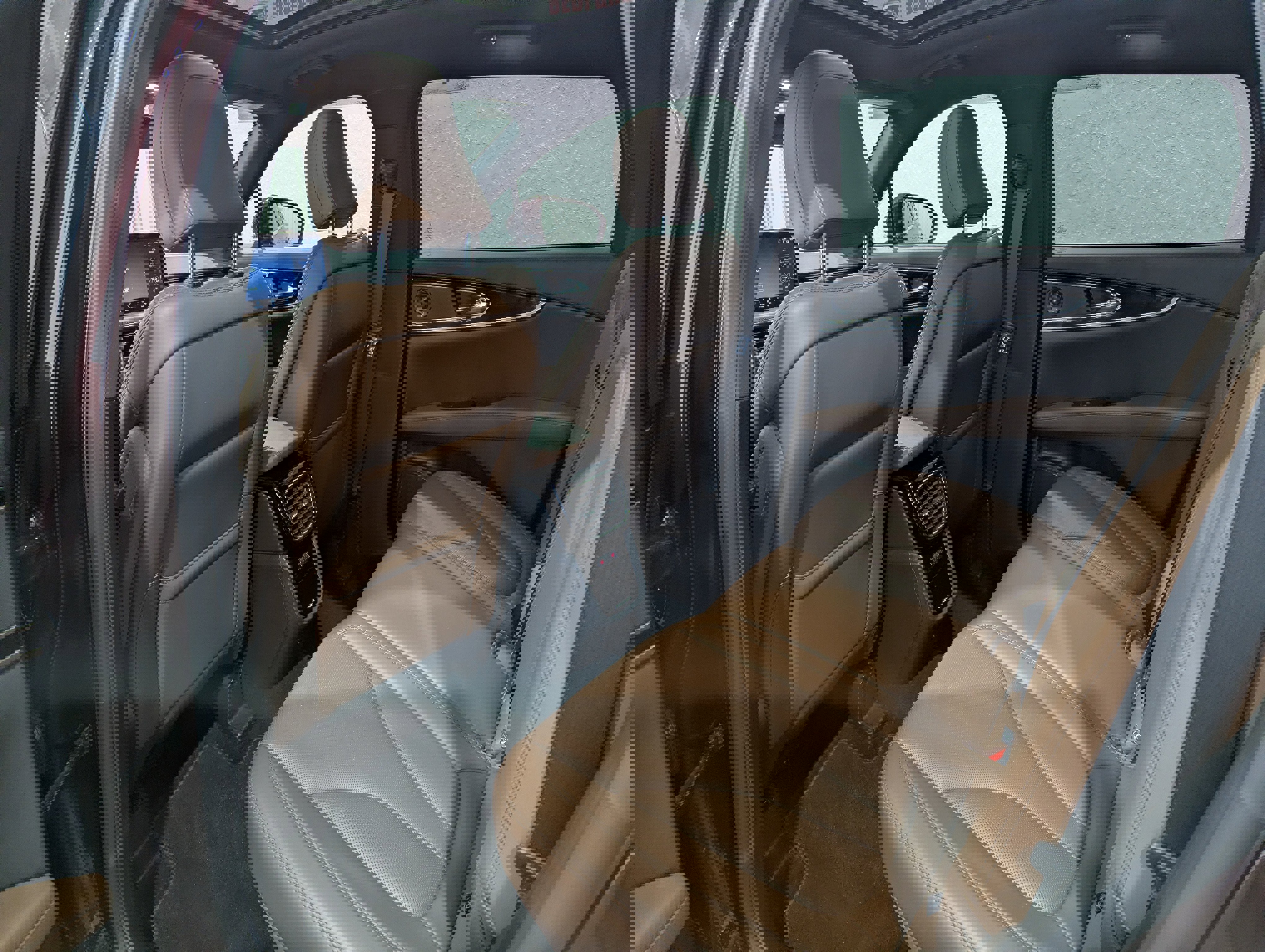 Used 2022 Lincoln Nautilus Reserve w/ Equipment Group 201A AWD/4WD image 11