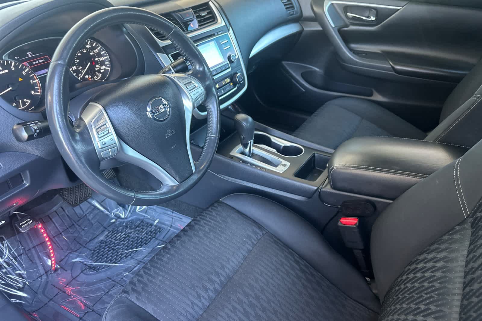 Used 2017 Nissan Altima 2.5 SV FWD image 11