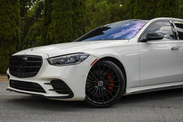 Used 2021 Mercedes-Benz S 580 4MATIC Sedan image 3