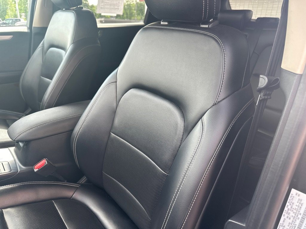 Used 2020 Ford Escape SEL AWD/4WD image 18