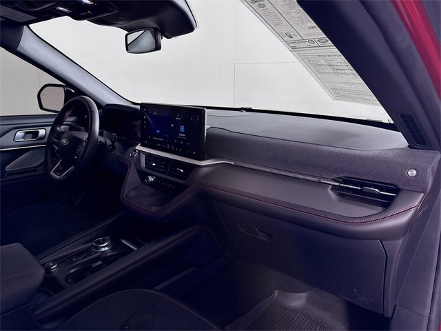 Used 2025 Ford Explorer ST image 32