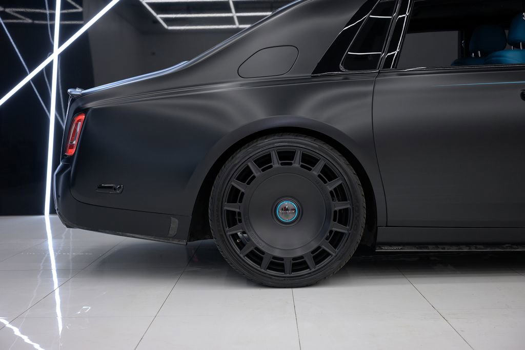Used 2023 Rolls-Royce Phantom Sedan image 12