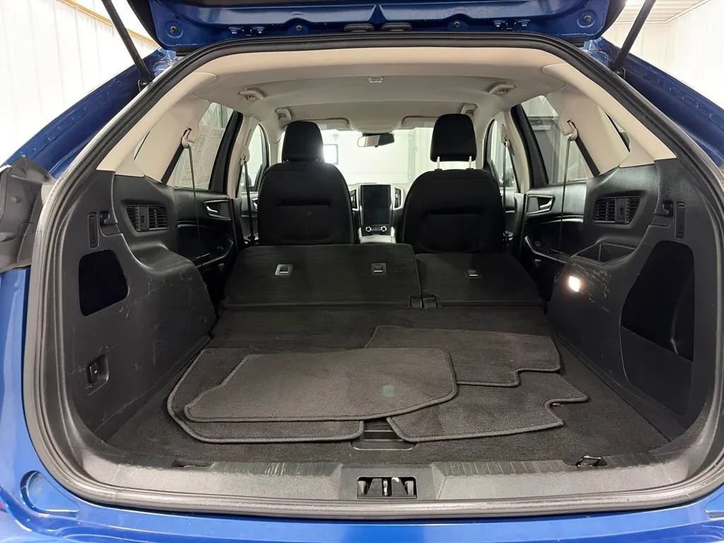 Used 2024 Ford Edge SE AWD/4WD image 16