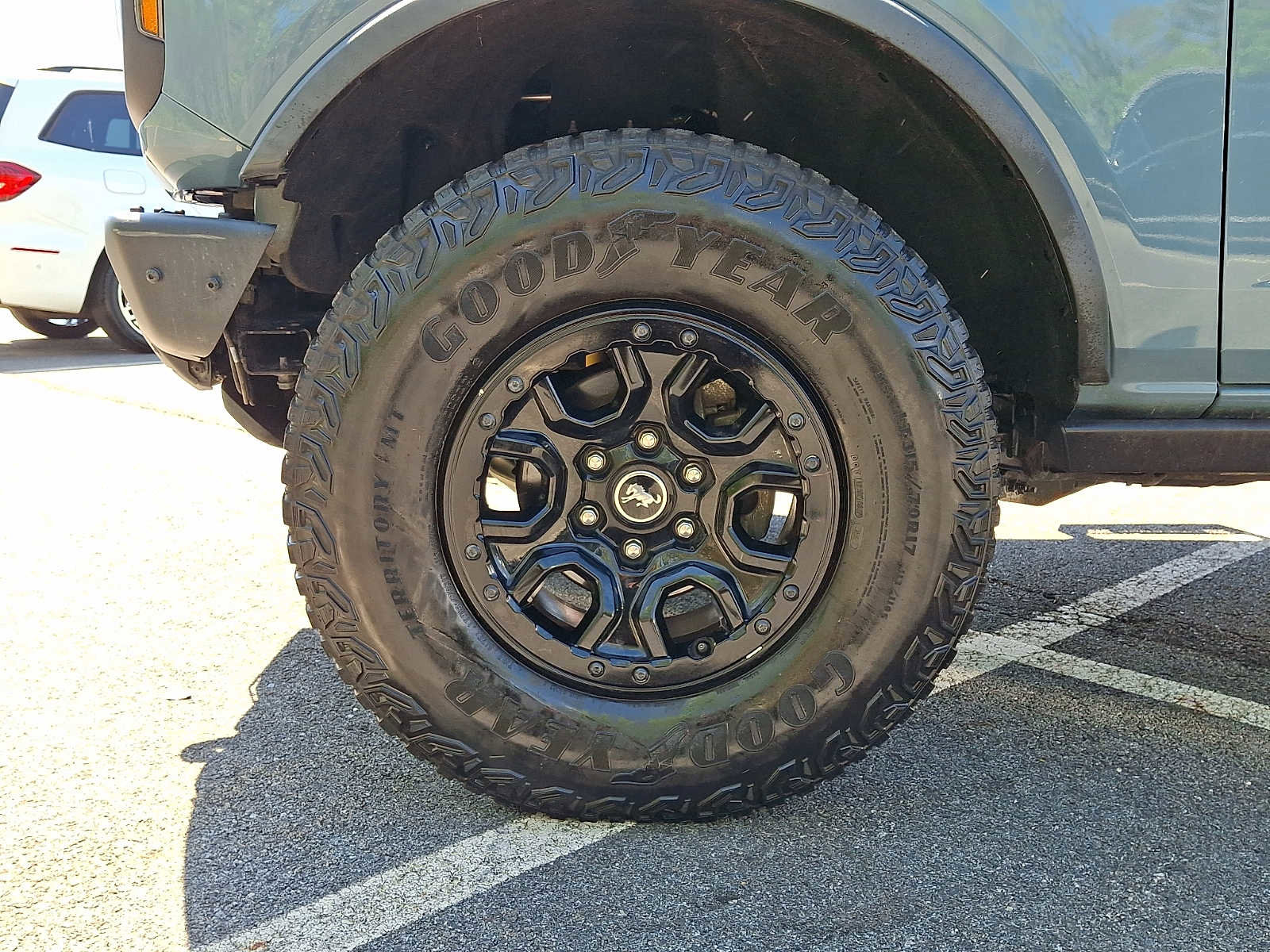 Used 2021 Ford Bronco Black Diamond w/ Sasquatch Package AWD/4WD image 8