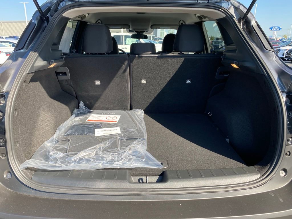 New 2026 Nissan Kicks SV image 30