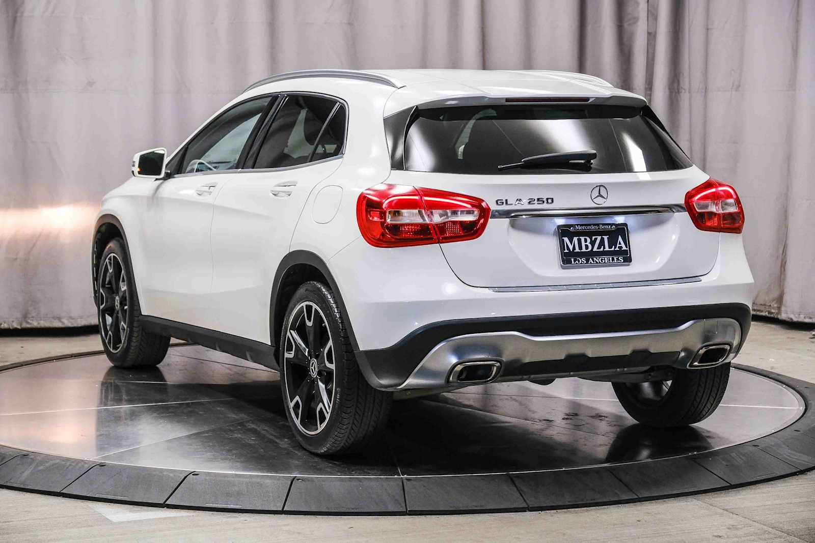 Used 2020 Mercedes-Benz GLA 250 video 2