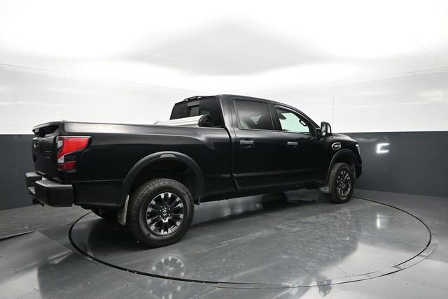 Used 2020 Nissan Titan PRO-4X w/ Pro-4x Convenience Package AWD/4WD image 7