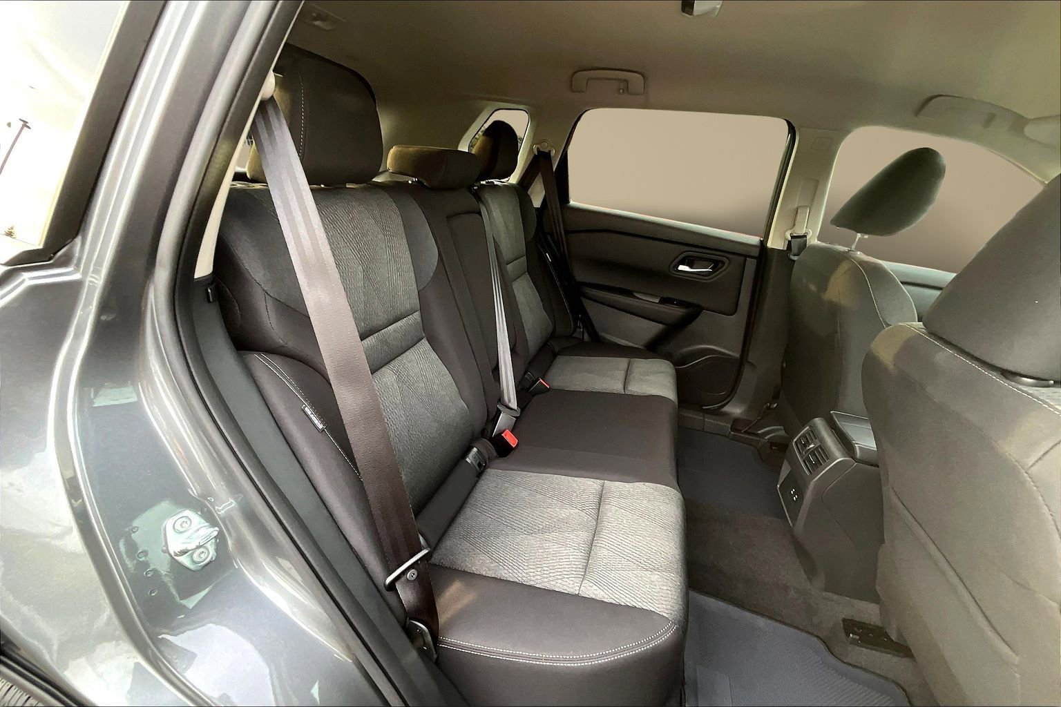 New 2026 Nissan Rogue SV w/ Cold Weather Package FWD image 9