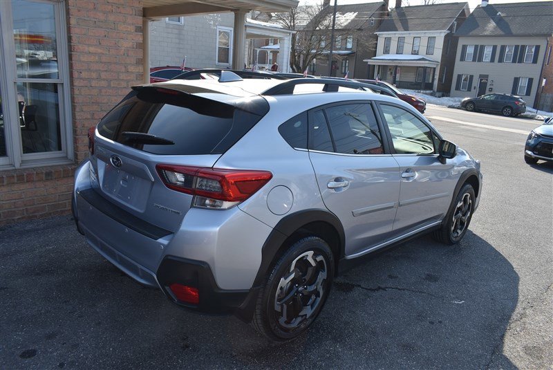 Used 2023 Subaru Crosstrek 2.5i Limited w/ Moonroof Package AWD/4WD image 3