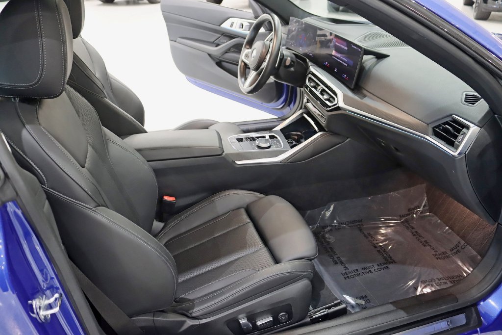 Used 2024 BMW 430i xDrive Coupe w/ M Sport Package AWD/4WD image 31
